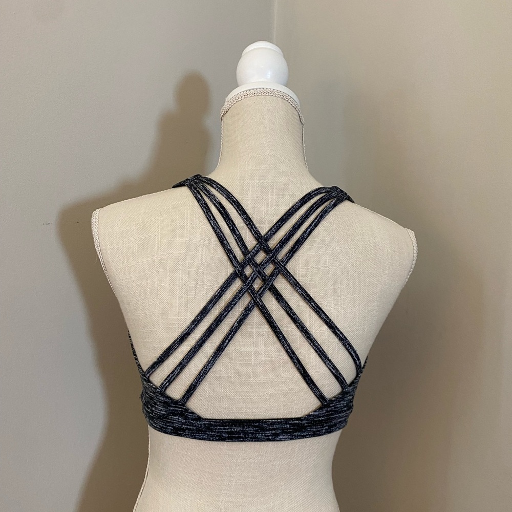 VS sports bra EUC